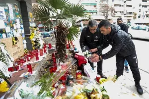 Ο Ατρόμητος απέτισε φόρο τιμής στο μνημείου του Άλκη