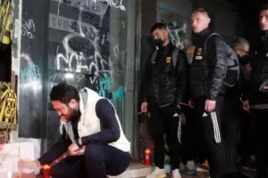 Απέτισαν φόρο τιμής στη μνήμη του Άλκη