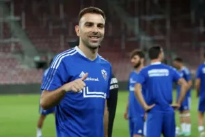 Εκτός πλάνων αλλά του αρέσει εδώ! (φώτο)