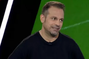 Το... respect του Ντέμη στον Άμραμπατ