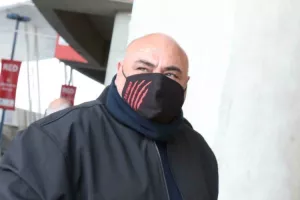 Ο Φανιέρος ετοιμάζει έκπληξη... (💣💣)