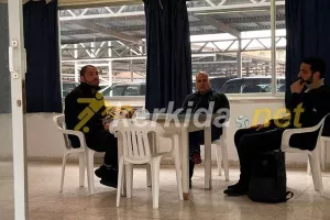 Τιμούρ και Παπαδόπουλος έπαιξαν μπάλα στις Κεντρικές Φυλακές (φώτος)