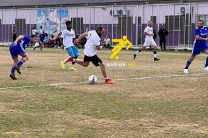Τιμούρ και Παπαδόπουλος έπαιξαν μπάλα στις Κεντρικές Φυλακές (φώτος)