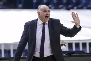 «Έχει κάνει εξαιρετική δουλειά ο Μπαρτζώκας στον Ολυμπιακό»