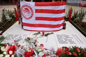 Το μήνυμα του ΠΑΟΚ για τα θύματα της Θύρας 7