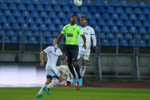Πάφος - Ανόρθωση: Κόλλησε η "Κυρία", ηρωικός βαθμός για τους Παφίτες! 