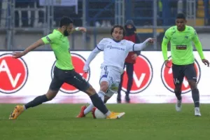 Πάφος - Ανόρθωση: Κόλλησε η "Κυρία", ηρωικός βαθμός για τους Παφίτες! 