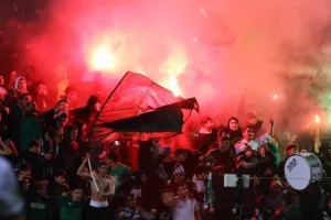 (ΦΩΤΟΣ Ομόνοια - ΑΠΟΕΛ) Ο κόσμος στο ΓΣΠ
