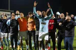 Έστησαν πάρτι με τον κόσμο τους! (φώτος/βίντεο)
