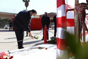 Θύρα 7: Τίμησε τη μνήμη των θυμάτων ο Μαρινάκης