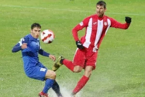 Συνεχίστηκε από το 55' και έληξε χωρίς τέρματα