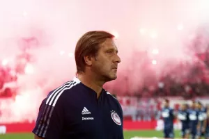 Μαρτίνς: "97 χρόνια δύναμης, πάθους, υπερηφάνειας, τίτλων"
