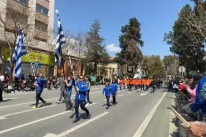 Στην παρέλαση της 25ης Μαρτίου ο ΑΠΟΕΛ! (φώτος)