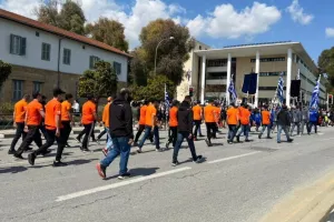 Στην παρέλαση της 25ης Μαρτίου ο ΑΠΟΕΛ! (φώτος)