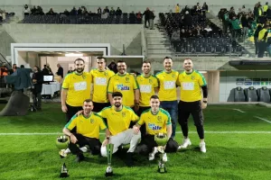 Πρεμιέρα και... Live Streaming