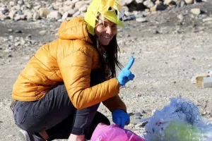 Ο Άρης συμμετείχε στον καθαρισμό της παραλίας του Αγίου Τύχωνα (φώτος)
