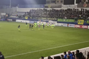 (BINTEO/ΦΩΤΟΣ) Το βράδυ του Σαββάτου έκλεισε με... ΟΛΕ!!