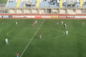 ΕΝΠ-Ομόνοια Αραδίππου: "Βυσσινί" απώλειες με "ψαλιδάκι" στο 90+7!