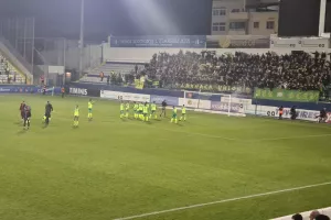 (BINTEO/ΦΩΤΟΣ) Το βράδυ του Σαββάτου έκλεισε με... ΟΛΕ!!