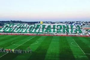 Η τοποθέτηση των οργανωμένων της Ομόνοιας στην Βουλή