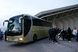 Ψυχολογικές ντόπες από φιλάθλους του ΠΑΟ κατά την αναχώρηση