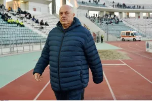 Μπέος: «Παπαπέτρου παράτατα και φύγε»
