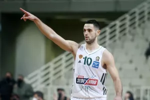 Εκτός Παπαπέτρου και Γιόβιτς στον Παναθηναϊκό
