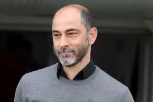 Οκκάς/"Νικητές στην καρδιά μου- Υπάρχουν κάποια θέματα..."