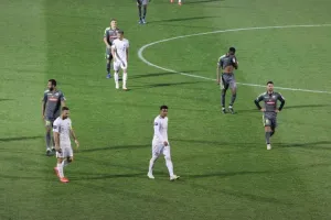 ΠΑΕΕΚ-Ολυμπιακός: Ξεφεύγει… με Μακρή! (φώτος)