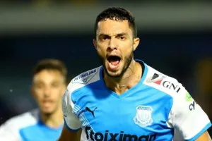 Η... ώρα του Ζράντι;