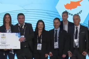 Συγχαρητήρια/ΑΠΟΕΛ