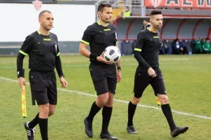 Σαλαμίνα-Οθέλλος: Ο Φλοριάν κάνει πλάκα και η Σαλαμίνα πιάνει... κορυφή! (φώτος)