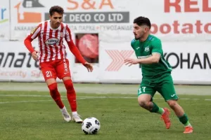 Σαλαμίνα-Οθέλλος: Ο Φλοριάν κάνει πλάκα και η Σαλαμίνα πιάνει... κορυφή! (φώτος)