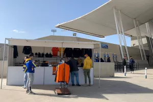 Orange shop στη Νότια 