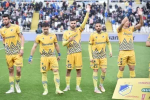 ΑΠΟΕΛ - Άρης: Ο Στεπίνσκι έστησε... μπλόκο στο ΓΣΠ! (φώτος)