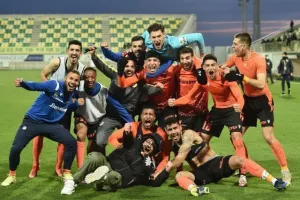 ΑΕΚ-ΑΠΟΕΛ: "Πορτοκαλί" απόδραση και φούλ για τίτλο με buzzer-beater Καρώ!  (φώτος)