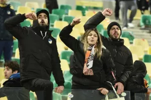 ΑΕΚ-ΑΠΟΕΛ: "Πορτοκαλί" απόδραση και φούλ για τίτλο με buzzer-beater Καρώ!  (φώτος)