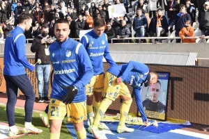 ΑΠΟΕΛ/Φόρος τιμής σε Γιάννο και Αντρέα (βίντεο/φώτος)