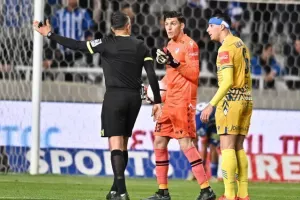 ΑΠΟΕΛ - Ανόρθωση: Προβάδισμα με Κβιλιτάια και πάμε για... θρίλερ! (φώτος)