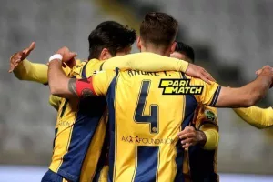 Ολυμπιακός-ΑΕΛ: Από νίκη σε νίκη και τώρα… ο 1ος "τελικός"! (φώτος)