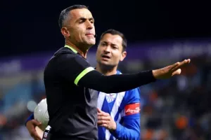 ΑΠΟΕΛ - Ανόρθωση: Προβάδισμα με Κβιλιτάια και πάμε για... θρίλερ! (φώτος)