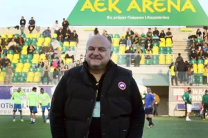 Καραπατάκης: "Αν τους ενδιαφέρει να έρθουν κοντά"