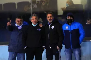 Φωτορεπορτάζ από τους οπαδούς Απόλλων και Ανόρθωσης