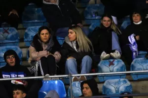 Φωτορεπορτάζ από τους οπαδούς Απόλλων και Ανόρθωσης