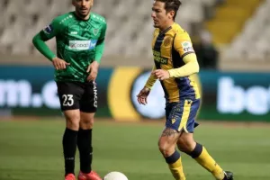 Ολυμπιακός-ΑΕΛ: Από νίκη σε νίκη και τώρα… ο 1ος "τελικός"! (φώτος)