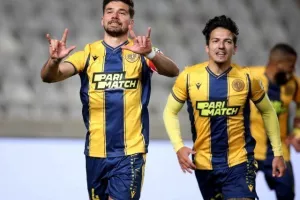 Ολυμπιακός-ΑΕΛ: Από νίκη σε νίκη και τώρα… ο 1ος "τελικός"! (φώτος)