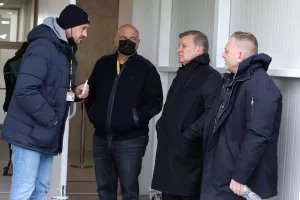 Προεδρικό 'πηγαδάκι' Καραπατάκη, Λευκαρίτη - Πρόδρομου, Χάρη (φώτος)