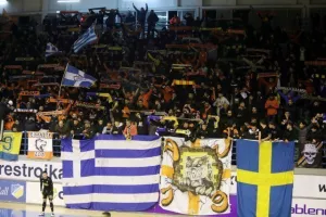 Χαμό... στο "Λευκόθεο" οι ΑΠΟΕΛίστες! (Φώτος/Βίντεο)