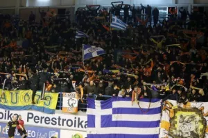 Στο… καυτό «Λευκόθεο», Πρωταθλητής ο ΑΠΟΕΛ! (φώτος)