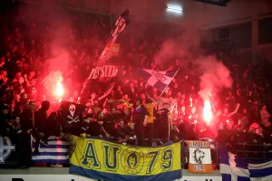 ΑΠΟΕΛ σε κόσμο: "Δίπλα τους για την πρόκριση"
